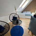 La Mewa, House,